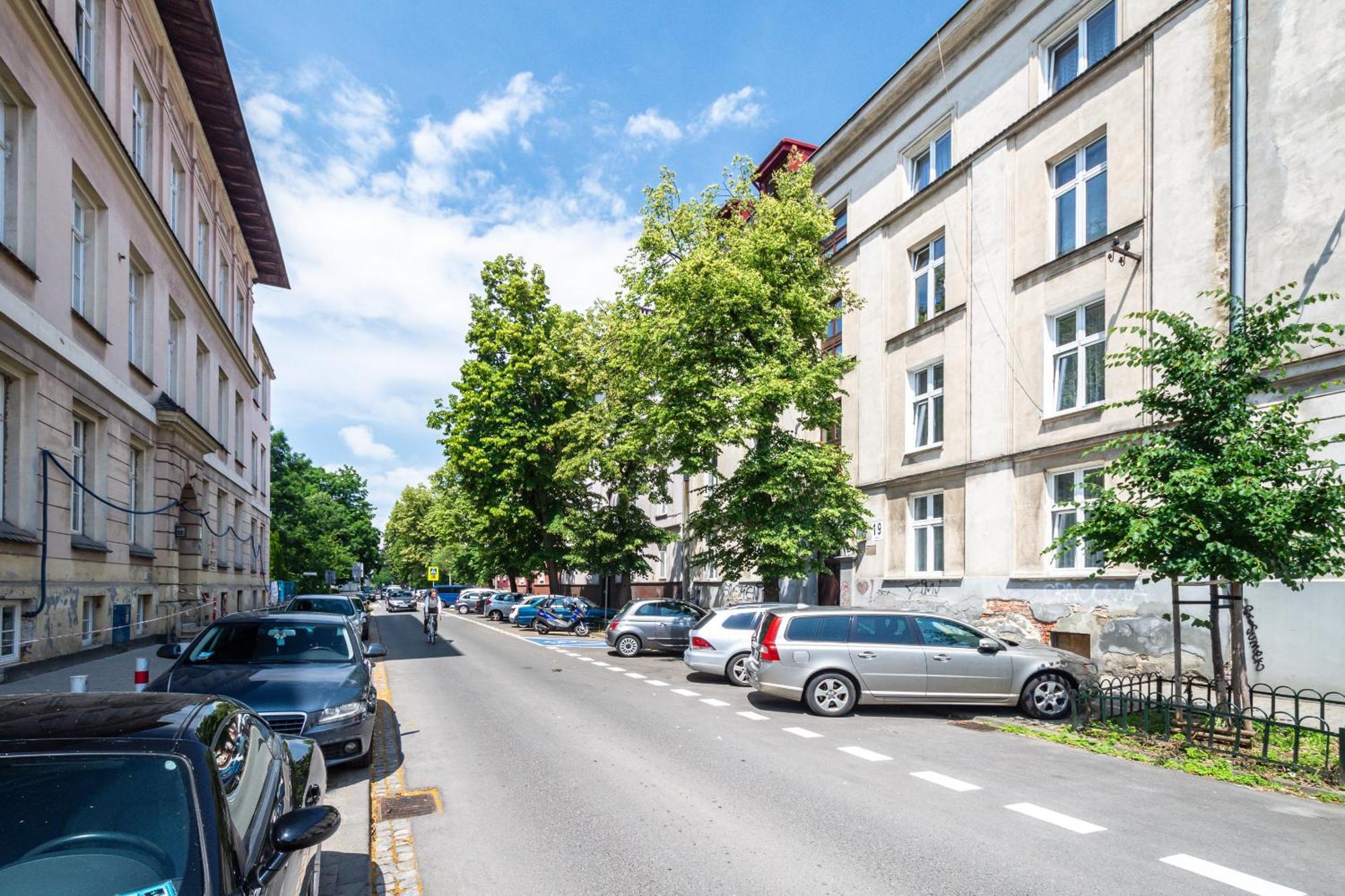 Rentplanet - Apartament Prusa Krasków Exterior foto